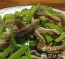 Green Pepper Stir-fried Pig's Tripe