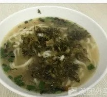 Sour Cabbage Noodle Soup