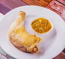 Stewed Pork Shank with Herbal Ingredients
