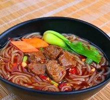 Spicy Beef Sour Noodles
