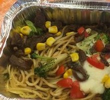 Spicy Black Pepper Beef Pasta