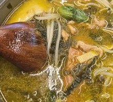 Three Delicacies Pork Noodle Soup