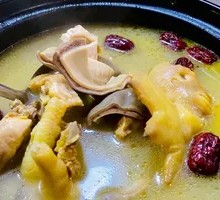 Pig's stomach chicken soup
