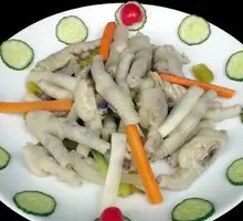 Sichuan-style Pickled Chicken Feet