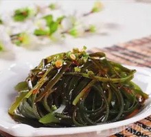 Thin seaweed strips