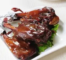 Spiced Braised Duck Jaw