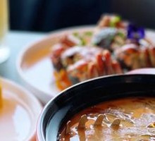 Signature Sand Crab Stewed with Taizhou Tofu Noodles
