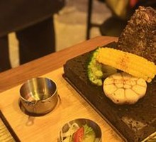 12-Hour Wood-Infused Beef Ribs