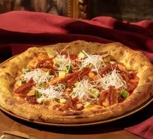 Magician Roast Duck Pizza