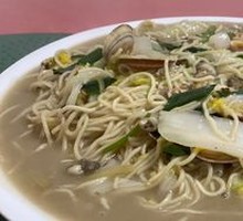 Seafood Noodles Stew