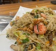 Stir-Fried Fine Rice Noodles