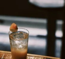 Peach Sparkling Water