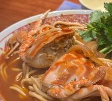 Crab Leg Noodles