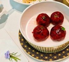 Black Truffle Tomato Dumplings