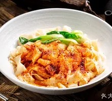 Oil-Poured Handmade Noodles