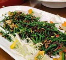 Stir-fried Leek and Sea Worms from Xiangqian