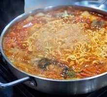 Beef Hot Pot Noodles
