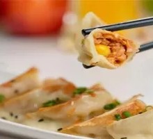 Golden Crispy Dumplings