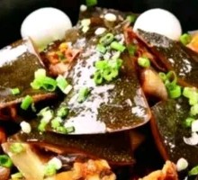 Stewed Softshell Turtle and Bullfrog Pot