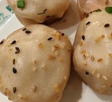 Juicy Pork Pan-Fried Dumplings
