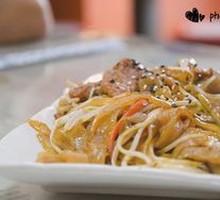 Dry-Fried Beef Rice Noodles