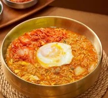 Kimchi Ramen Hot Pot