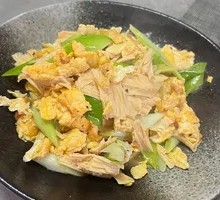 Fried Tofu Skin with Eggs