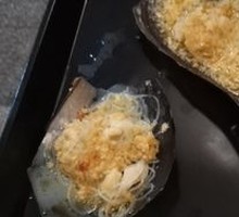 Garlic Fried Rice Noodles with Fresh Scallops