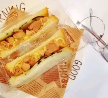 Chicken Leg Sandwich