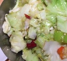 Spicy Pot-Braised Cabbage