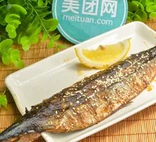 碳烤秋刀鱼