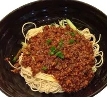 Zhajiangmian