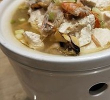 Braised Tofu with Seafood