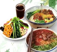 Clear Soup Beef Noodles