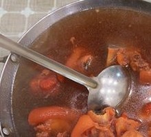 Red Wine Stewed Pig Trotters