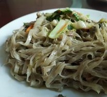 Stir-fried Fish Noodles