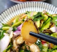 Stir-fried Abalone with Leeks