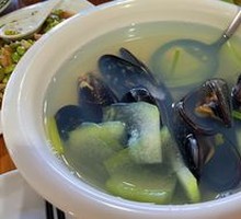 Mussel and Winter Melon Soup