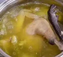 Chicken Soup with Earthy Flavor
