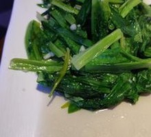 Stir-Fried Oil Lettuce with Pan Grease