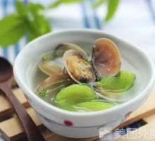 Loofah and Clam Soup