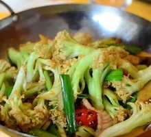 Spicy Stir-Fried Organic Cauliflower