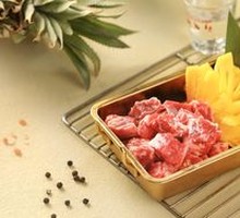 Fresh Pineapple Beef Ribs