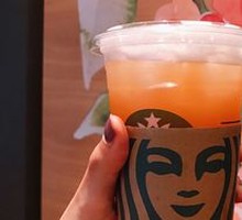 Tawan Ice Shaken Peach Oolong Tea