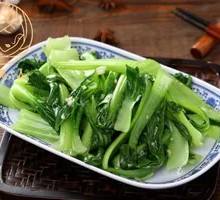 Steamed Shanghai Greens with Soy Sauce