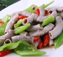 Green Pepper Stir-fried Intestines