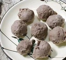 Beef tendon meatballs