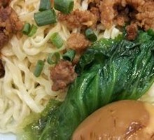Chicken Leg Braised Egg Rice