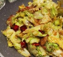 Spicy Stir-Fried Cabbage
