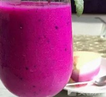Banana Dragonfruit Smoothie